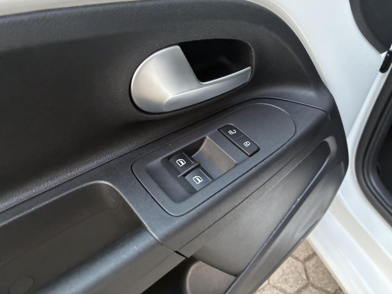 Volkswagen up! - Bild 14