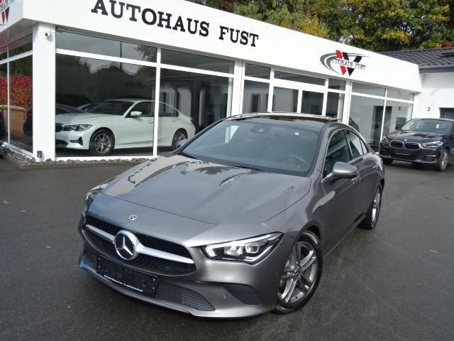 Mercedes-Benz CLA 180d T-LEDER,NAVI,LED,AUTOM,PANO,KAME,1HAND
