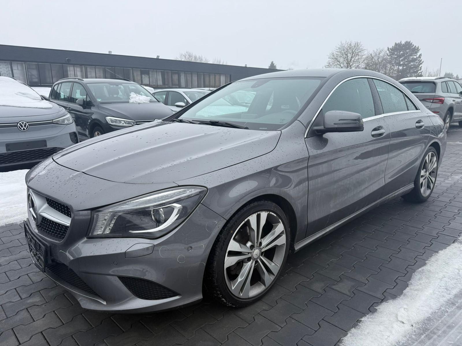 Mercedes-Benz CLA 180 1.6 TSI /KLIMA/PDC/XENON