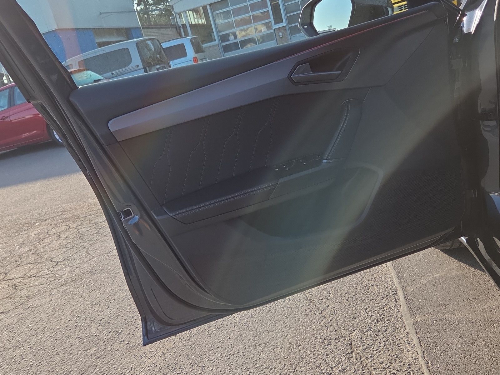 Leon "Pure Performance" 1.5 eTSI 110kW DSG NAVI