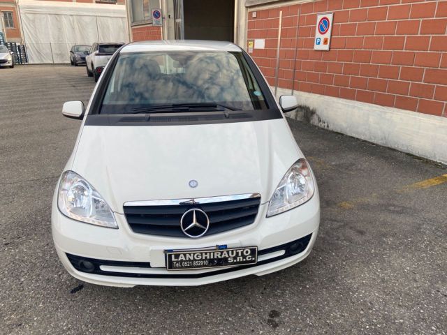 Mercedes-Benz Mercedes-benz A 160 A 160 BlueEFFICIENCY Executi