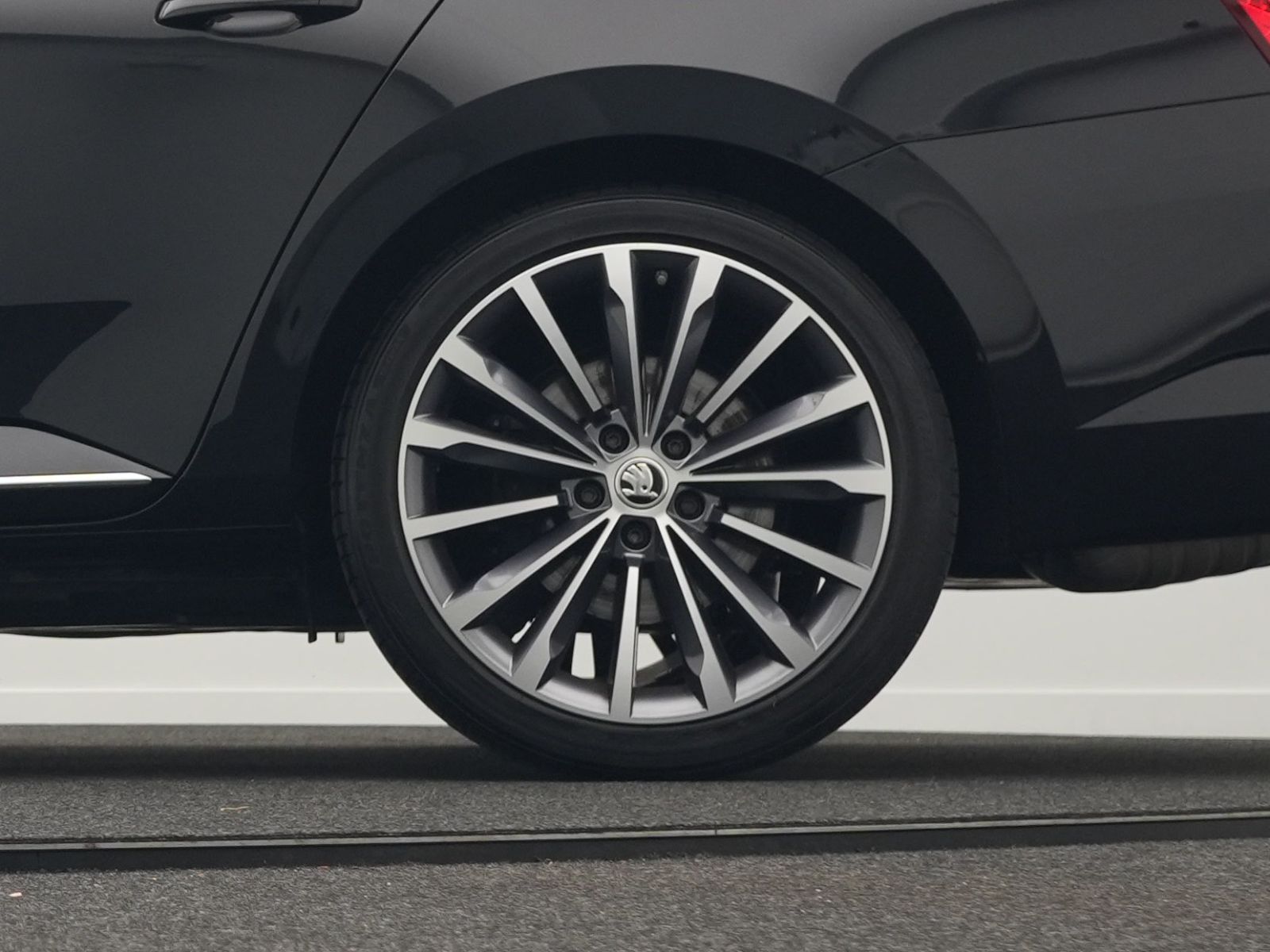 Skoda Superb - Bild 48