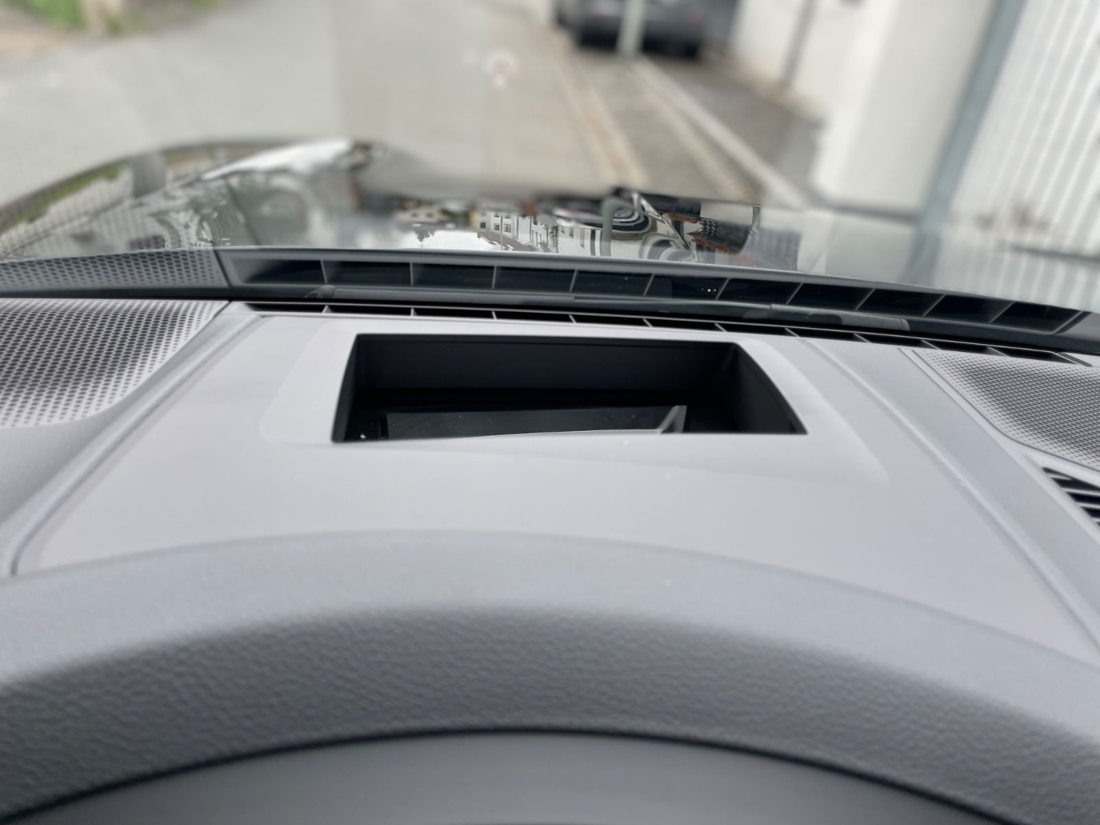 Fahrzeugabbildung Porsche Cayenne V6 Coupe |ACC|HUD|PASM|3.Displ.|Bose|22"