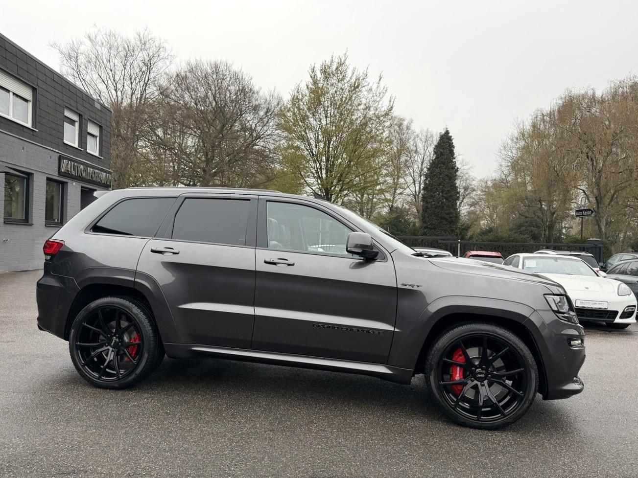 Jeep Grand Cherokee 6.4 V8 HEMI SRT NAP/22Zoll/U-Frei