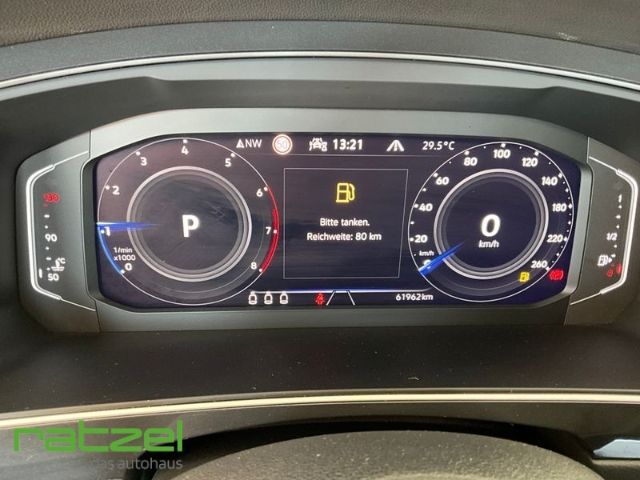Fahrzeugabbildung Volkswagen Tiguan Elegance 2.0 TSI 4MOTION DSG Navi LED ACC