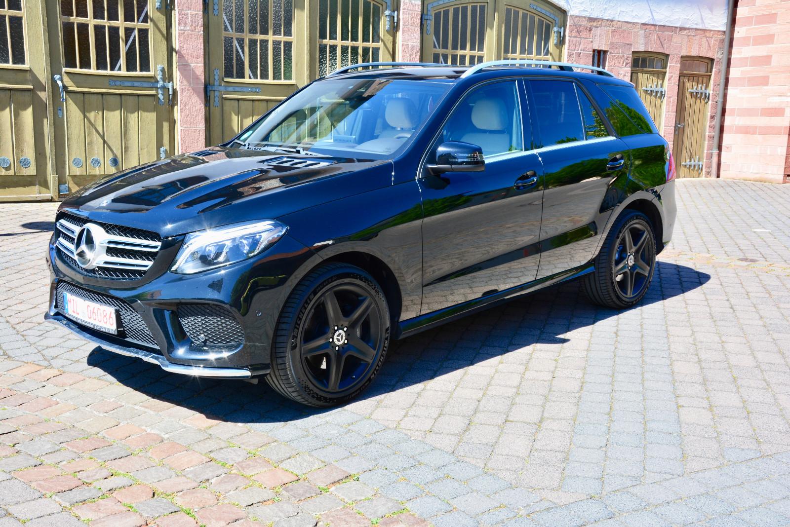 Mercedes-Benz GLE 350 d 4Matic/AMG LINE/LEDER/MULTI-BEAM/AHK