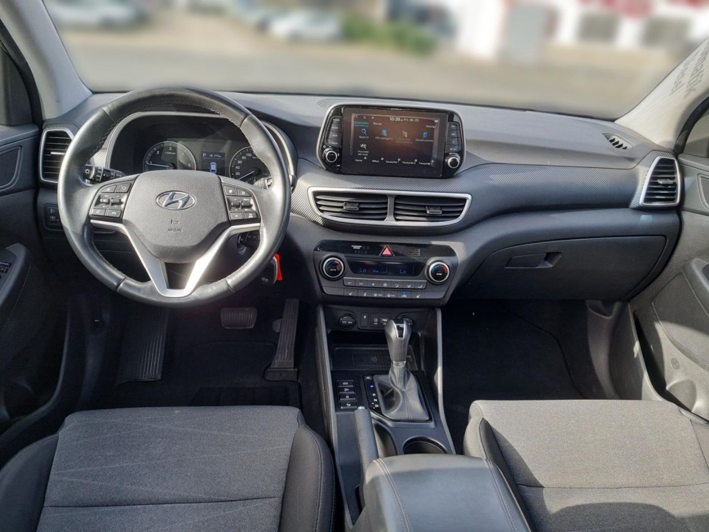 Fahrzeugabbildung Hyundai Tucson TREND 1.6 CRDi PANO+NAVI+PDC+KLIMA+SHZ