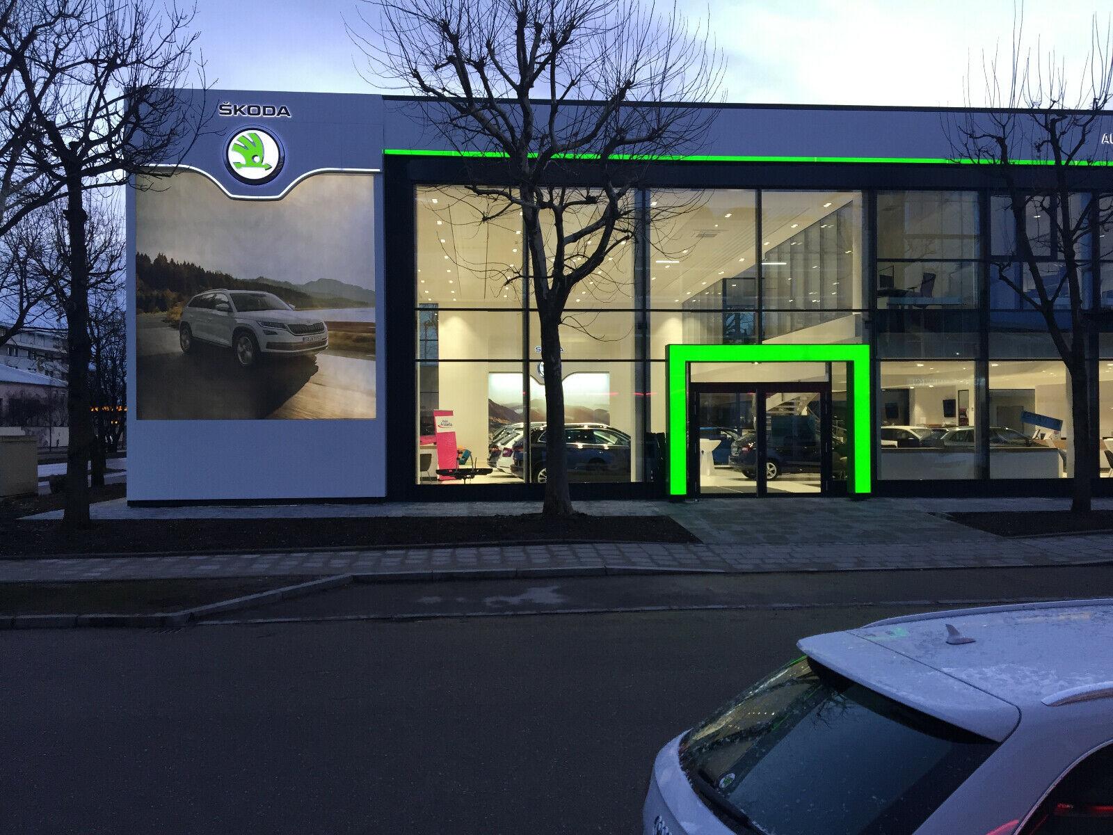 showroom-image-main