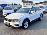 Volkswagen Tiguan 125PS Klima SHZ Alcantara PDC ACC 1.Hand - Gebrauchtwagen in Lübeck
