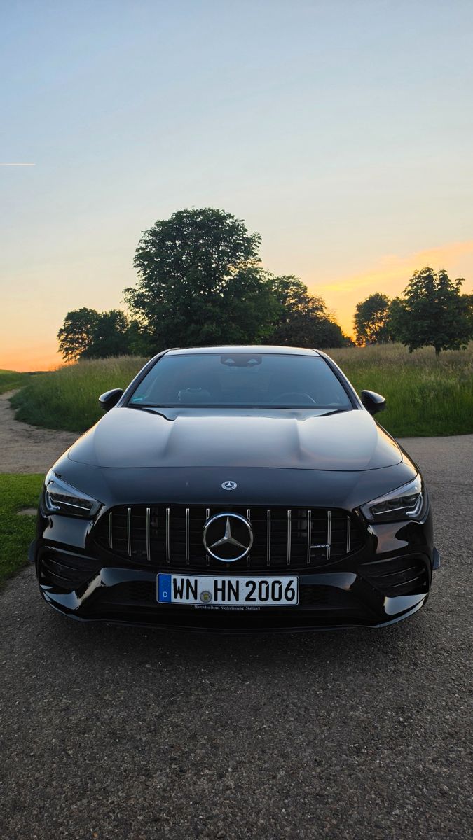 MERCEDES-BENZ CLA 35 AMG Shooting Brake Mercedes-AMG CLA 3...