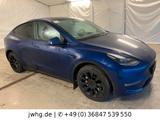 Tesla Model Y Long Range AWD Wärmepumpe Autopilot 20" - Tesla