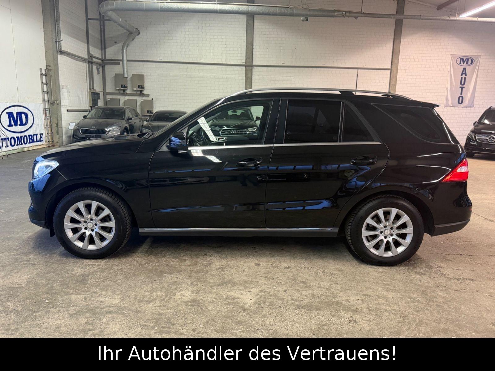 Mercedes-Benz ML 350CDI BlueTec 4Matic*Pano*DISTRONIC*AHK*NAVI