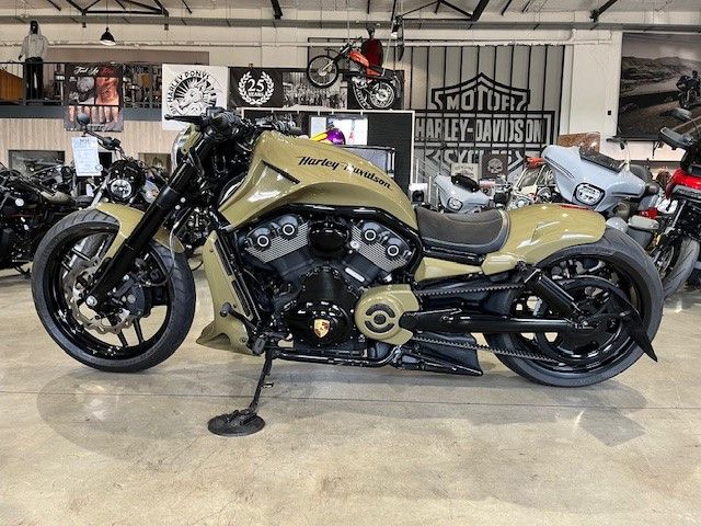 Fahrzeugabbildung Harley-Davidson VRSCDX Night Rod Bad Boy Custom 280er Umbau