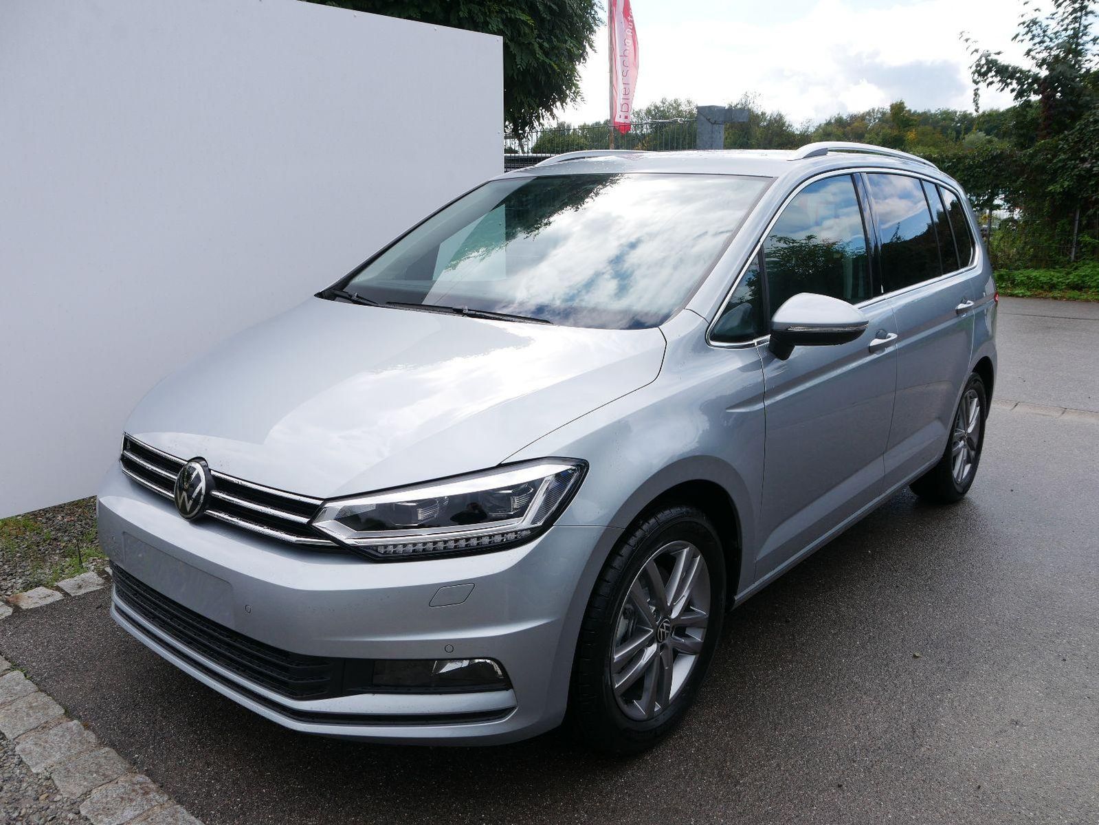Volkswagen Touran 1.5 TSI DSG COMFORTLINE*NAVI*ACC*PDC*LED* imagem 2