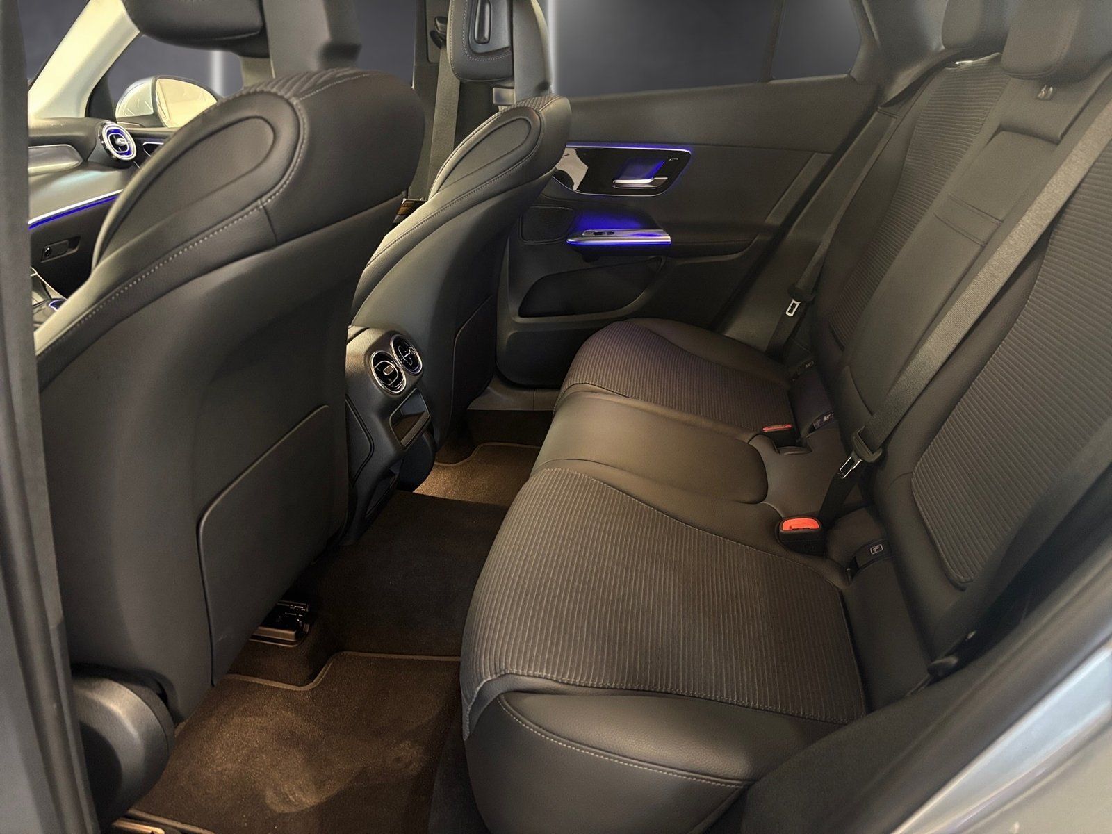 Fahrzeugabbildung Mercedes-Benz GLC 200 4M Avantgarde*Distro*360*Totwin*Memo*LED