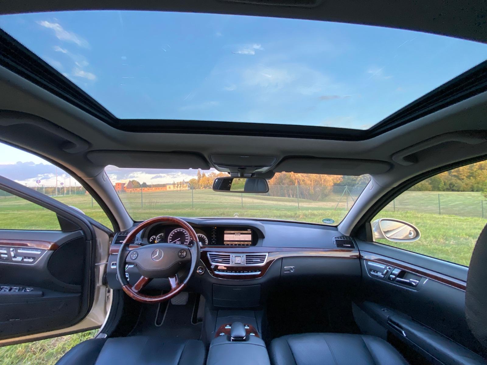 Mercedes-Benz S 550