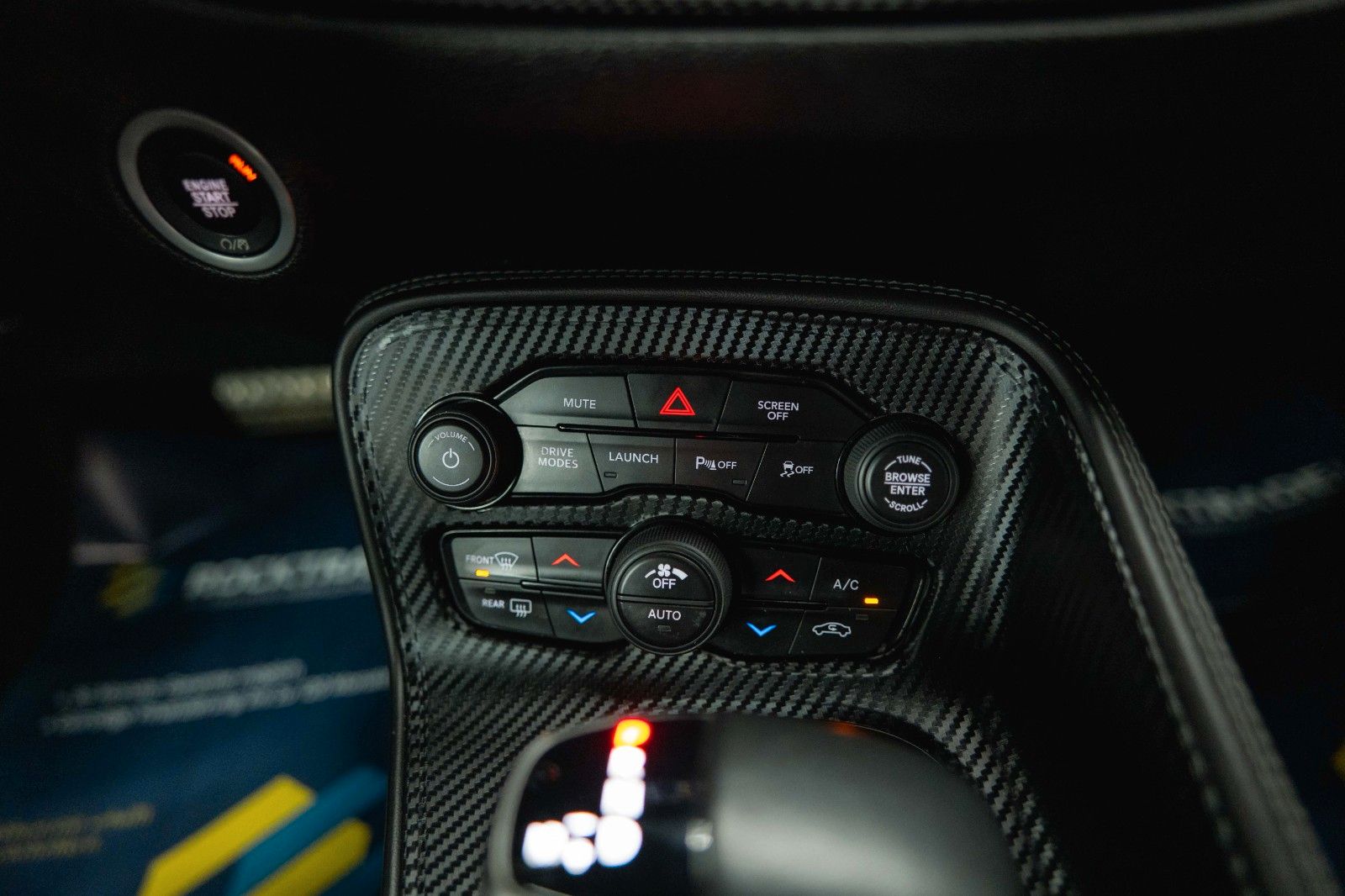 Fahrzeugabbildung Dodge Challenger 6.4 V8 SRT 392 R/T SCAT PACK WIDEBODY