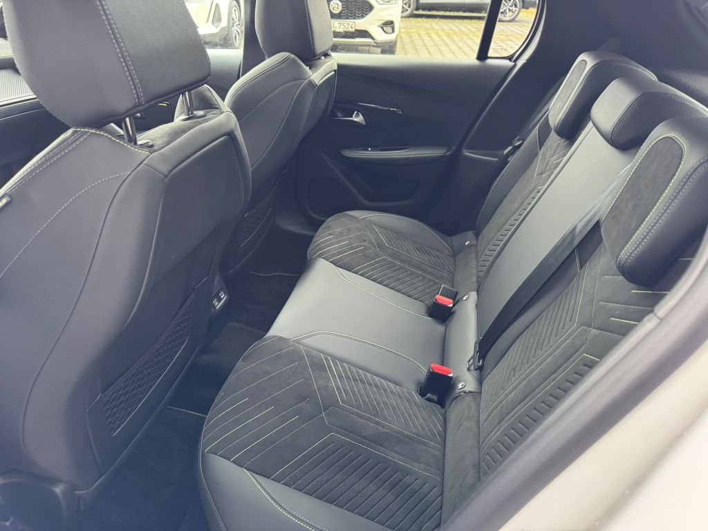 Peugeot 208 - Bild 8