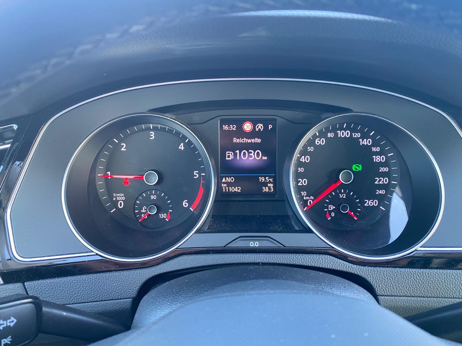 Volkswagen Passat Business, миниатюра 15