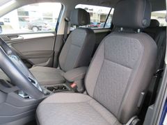 VW Tiguan Allspace 2.0TDI Move 4M LED Nav Ahk 7-Sit VW Tiguan Allspace 2.0TDI Move 4M LED Nav Ahk 7-Sit