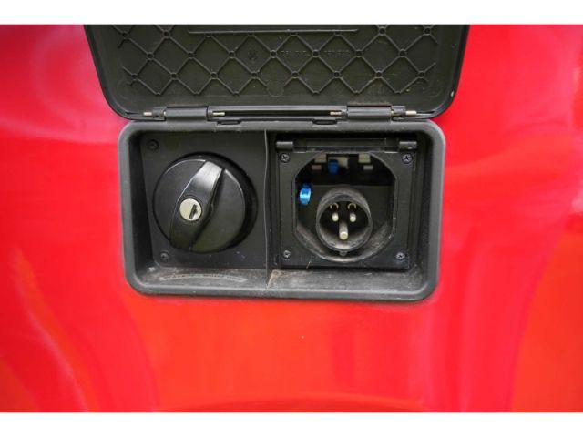 V 220 d MARCO POLO AT+AHK+NAVI+SITZHEIZUNG+SCHIE