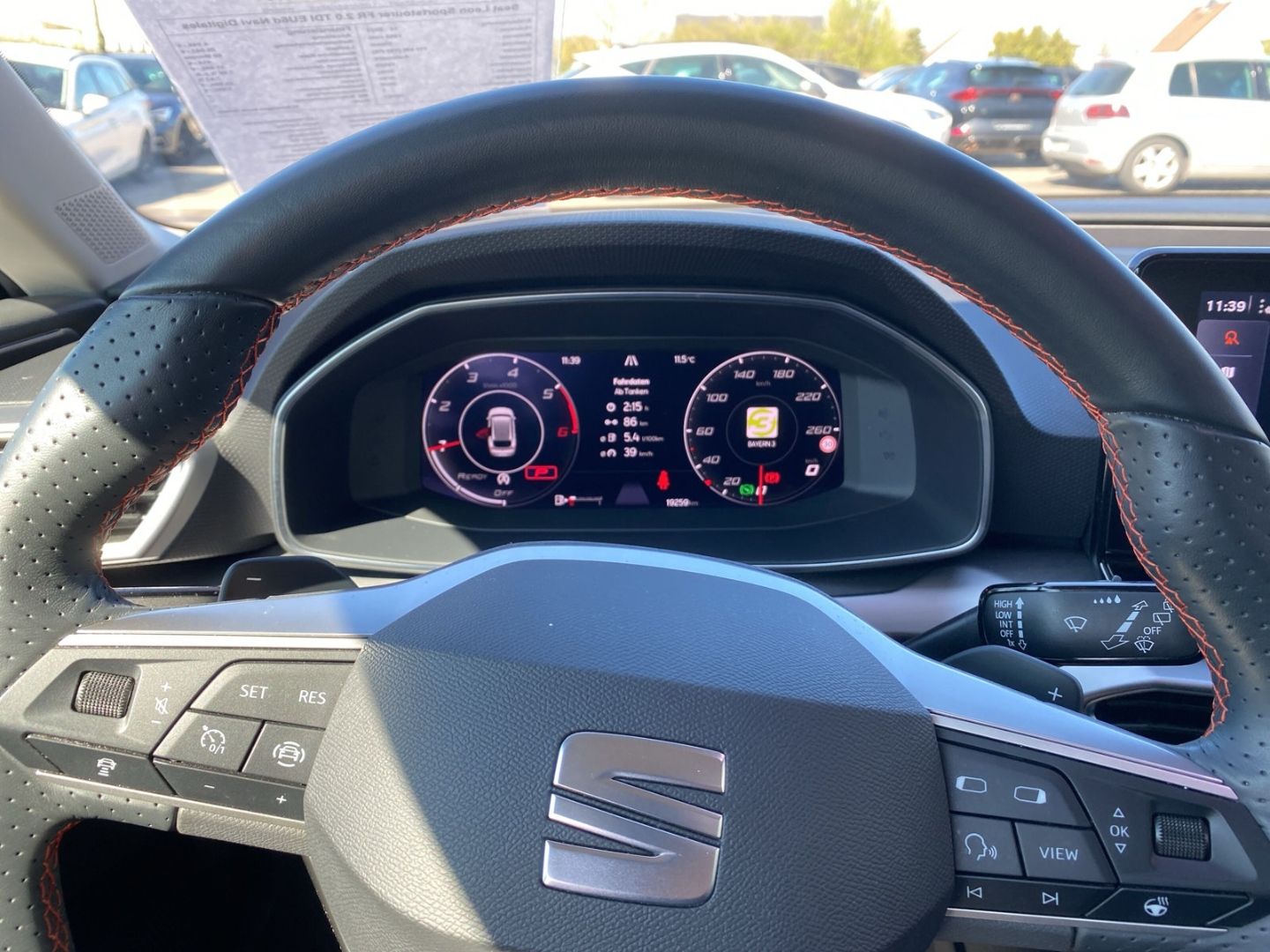 Fahrzeugabbildung SEAT Leon Sportstourer FR 2.0 TDI EU6d Navi Digitales