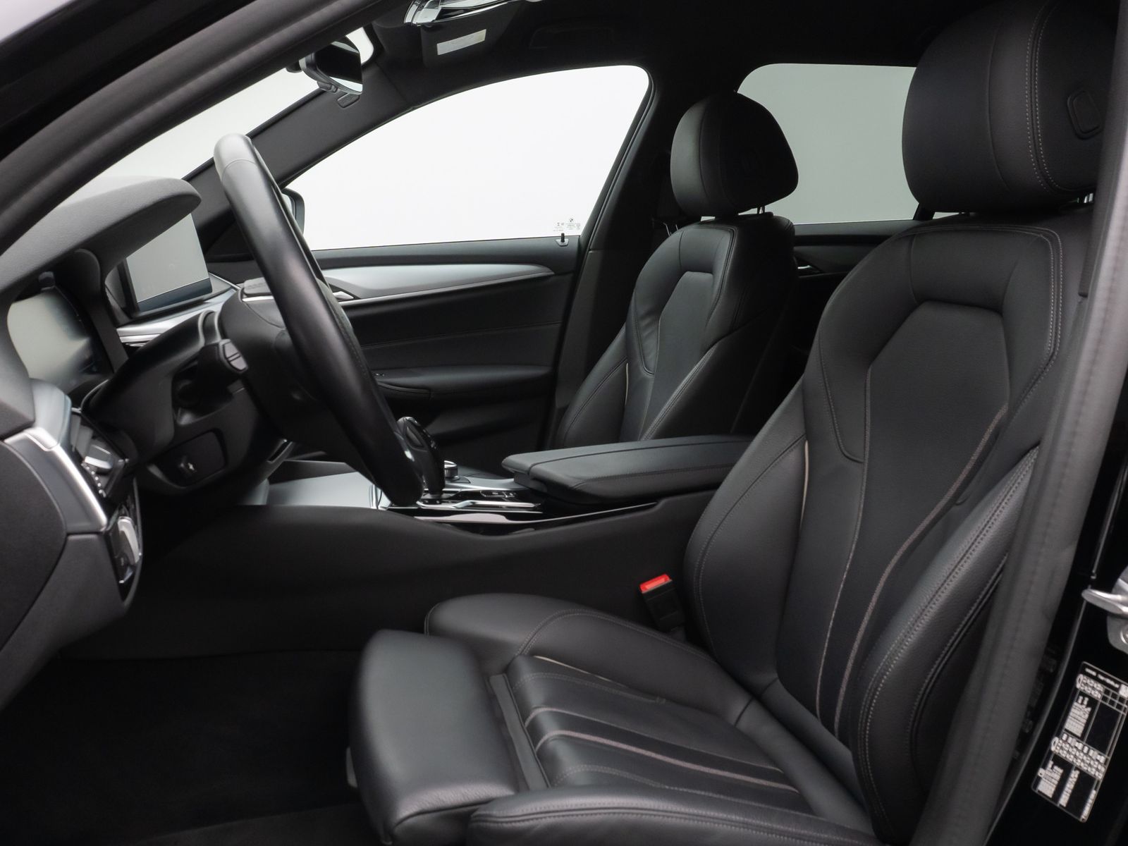 Fahrzeugabbildung BMW 530d Kamera DAB HiFi 4xKlima Leder Sport Alarm