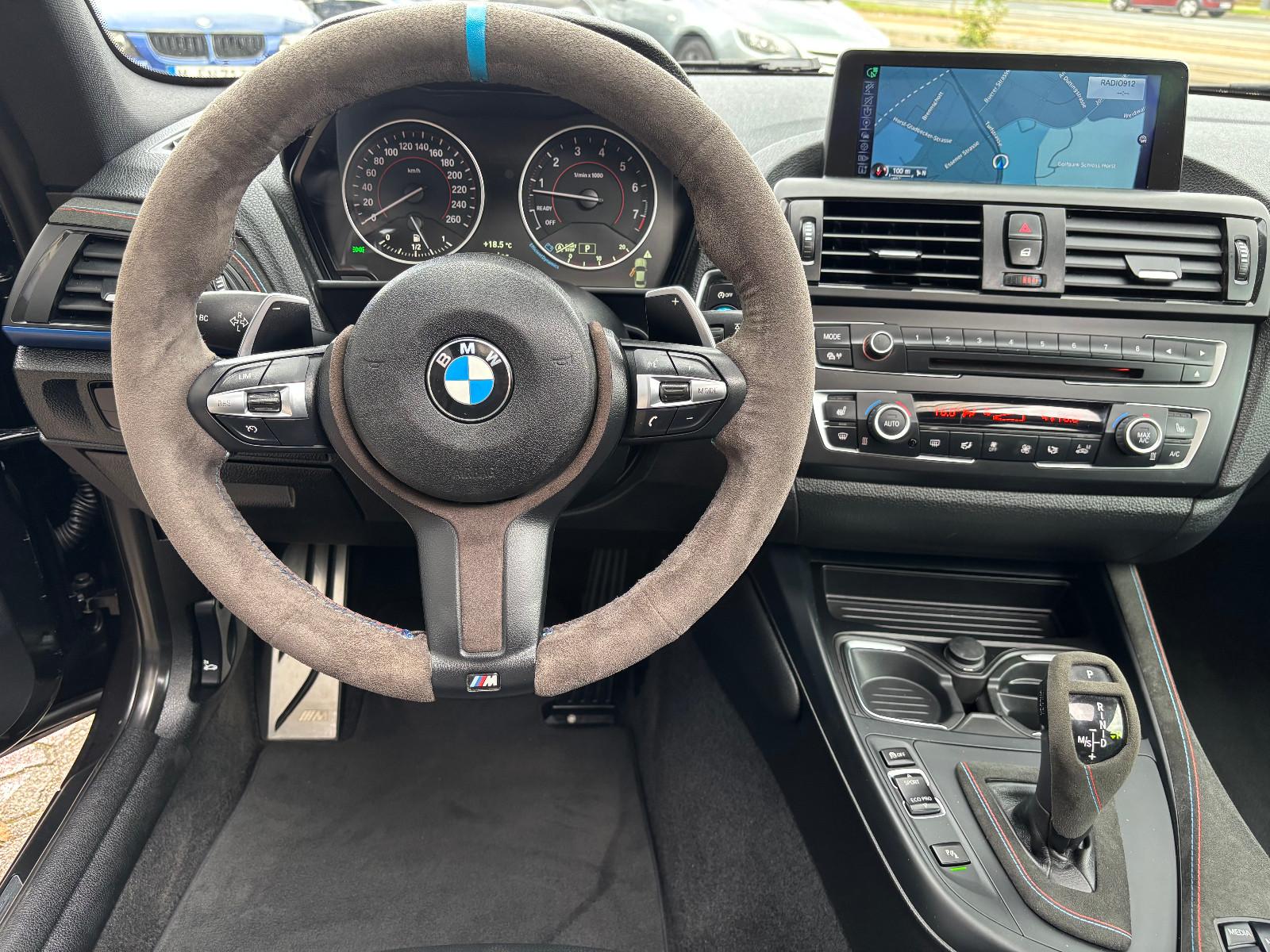 BMW M235i Coupé F22 326 ch BVA – Pack M – Toit ouvrant – Cuir – GPS Professional – 89 000 km