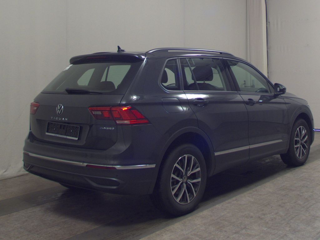 Volkswagen Tiguan — fotografia 3