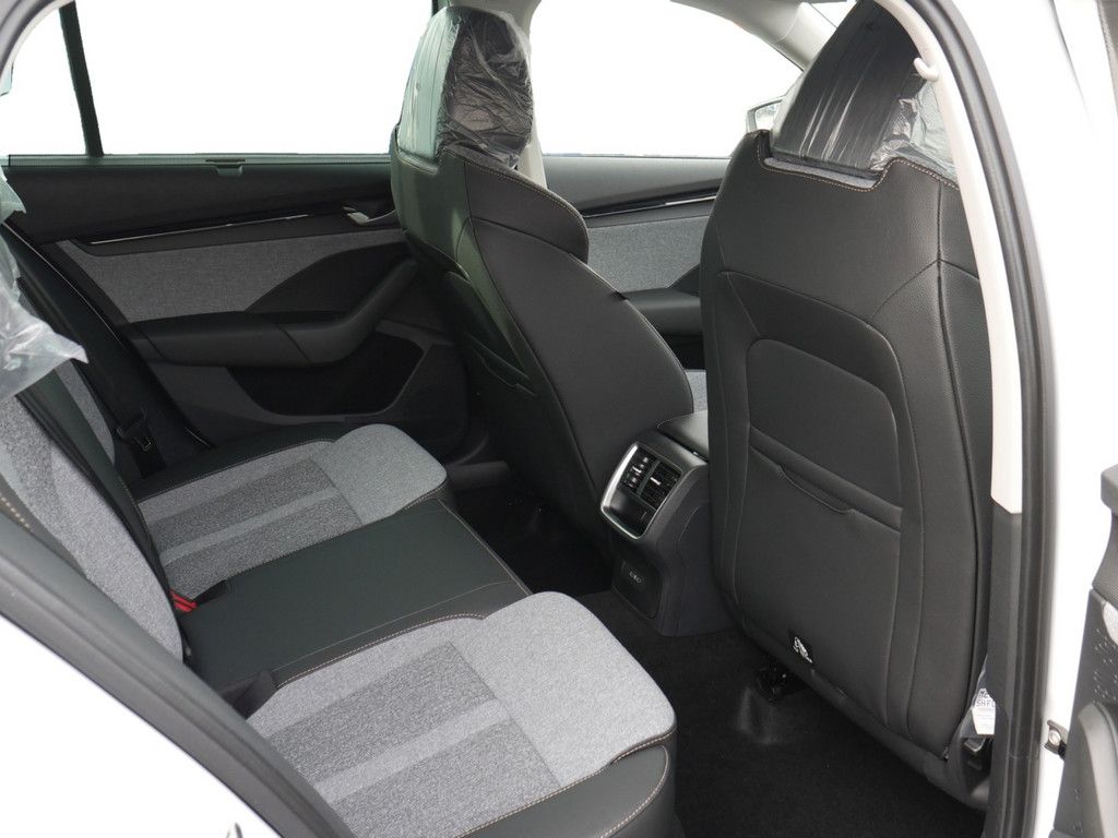 Skoda Octavia - Bild 4