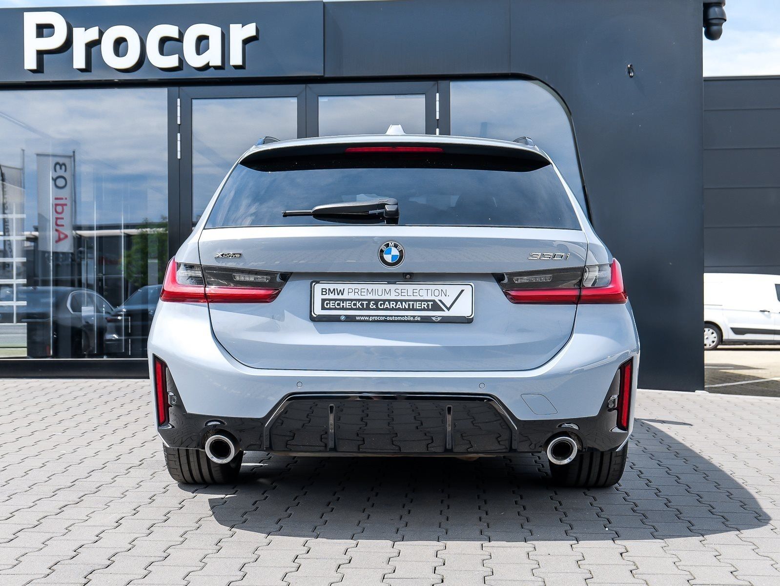 BMW 330 - Bild 11