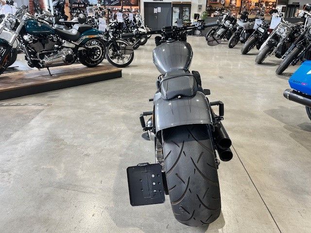 Fahrzeugabbildung Harley-Davidson FXBRS Breakout 114 Jekill 260er umbau