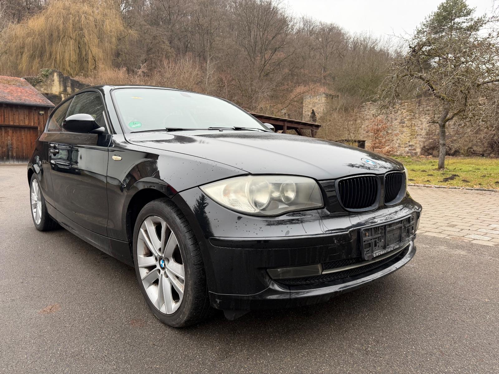 BMW 116i / Klimaatu. / PDC  / ALU / TÜV 01-27