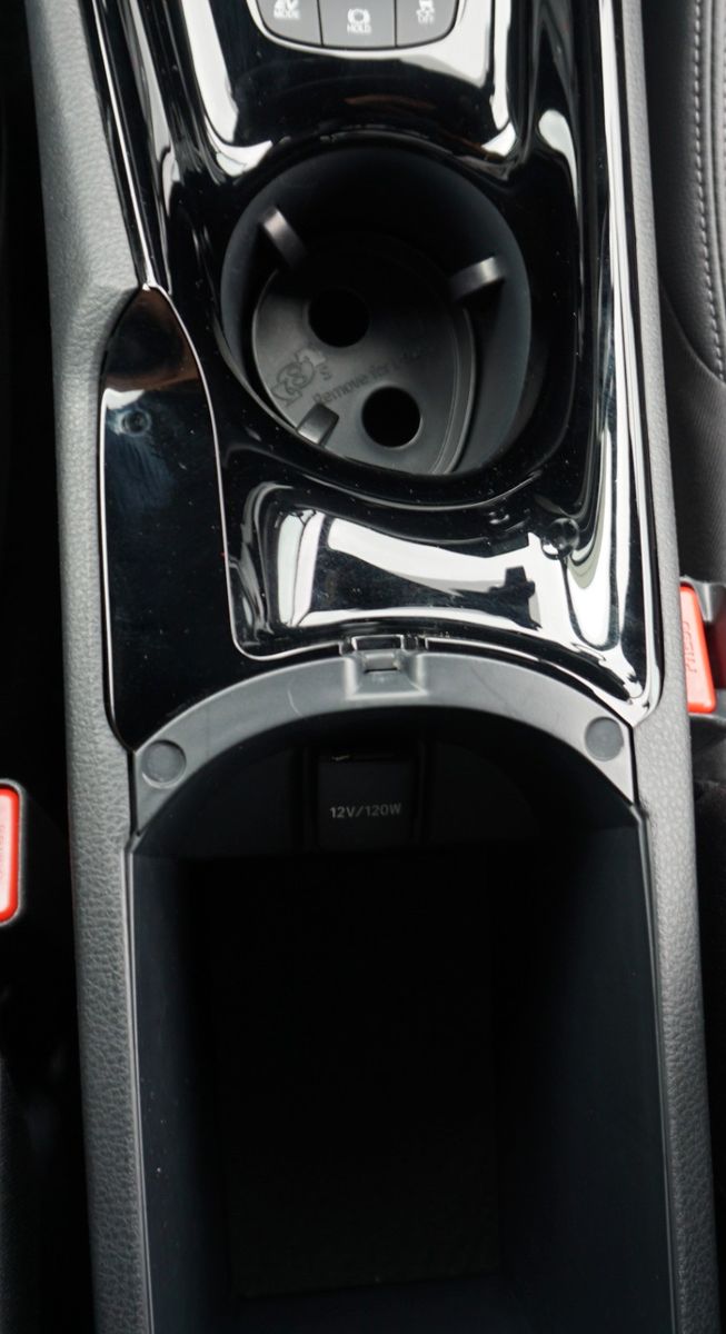 Fahrzeugabbildung Toyota C-HR Hybrid Team DE, Navi,Keyless,ACC,LED,Kamera