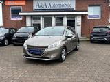 Peugeot 208 Allure Klimaaut. 8x Bereift - Peugeot 208