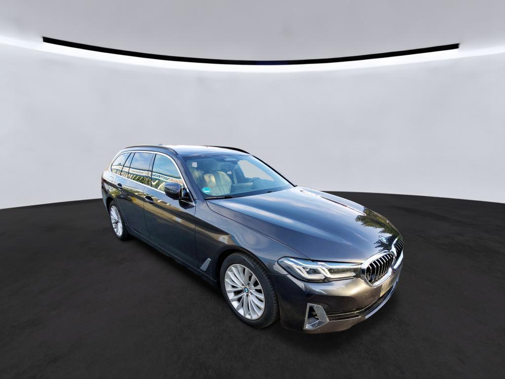 BMW 520d xDrive STANDHZ AHK H-UP LASER H&R LEDER