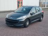 Peugeot 207 TÜV und INSPEKTION NEU  - Peugeot 207 in Halle