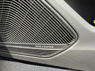 Audi A4 Avant 45quat. S line+LED+PaDach+Sthzg+AHK+B&O