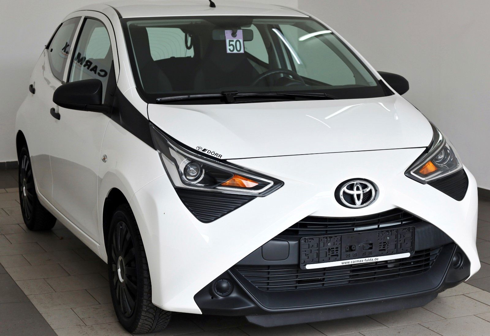 Fahrzeugabbildung Toyota Aygo AYGO x Modellpflege,Klima, 8 fach bereift!