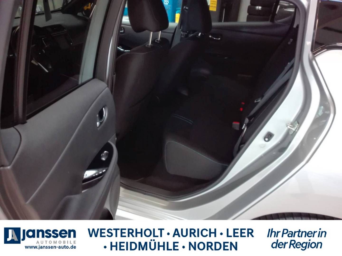 Fahrzeugabbildung Nissan Leaf 40 kWh N-Connecta