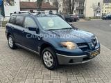 Mitsubishi Outlander 2.4 Sport 4x4 AUTOMATIK+AHK+KLIMA+ALU - Mitsubishi Outlander: Sport