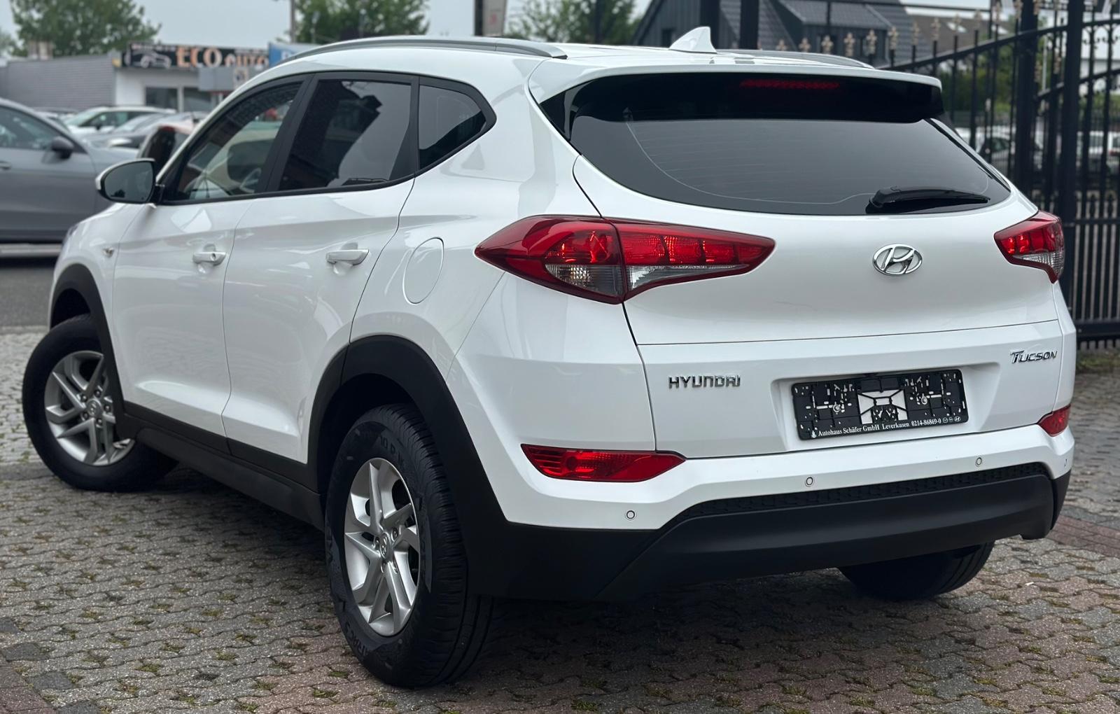Hyundai TUSCON *KAMERA*PDC-KLIMA-NAVI-TEMPO-LED-SHZ-BT