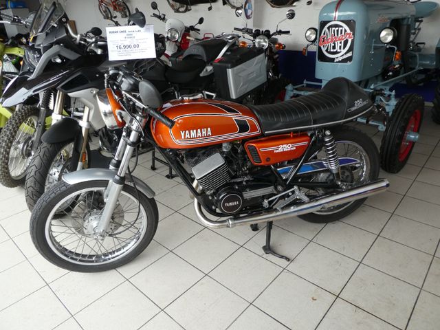 Yamaha RD 250 / 350