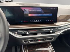 BMW X7 xDrive40i Leder Panorama Vollausstattung