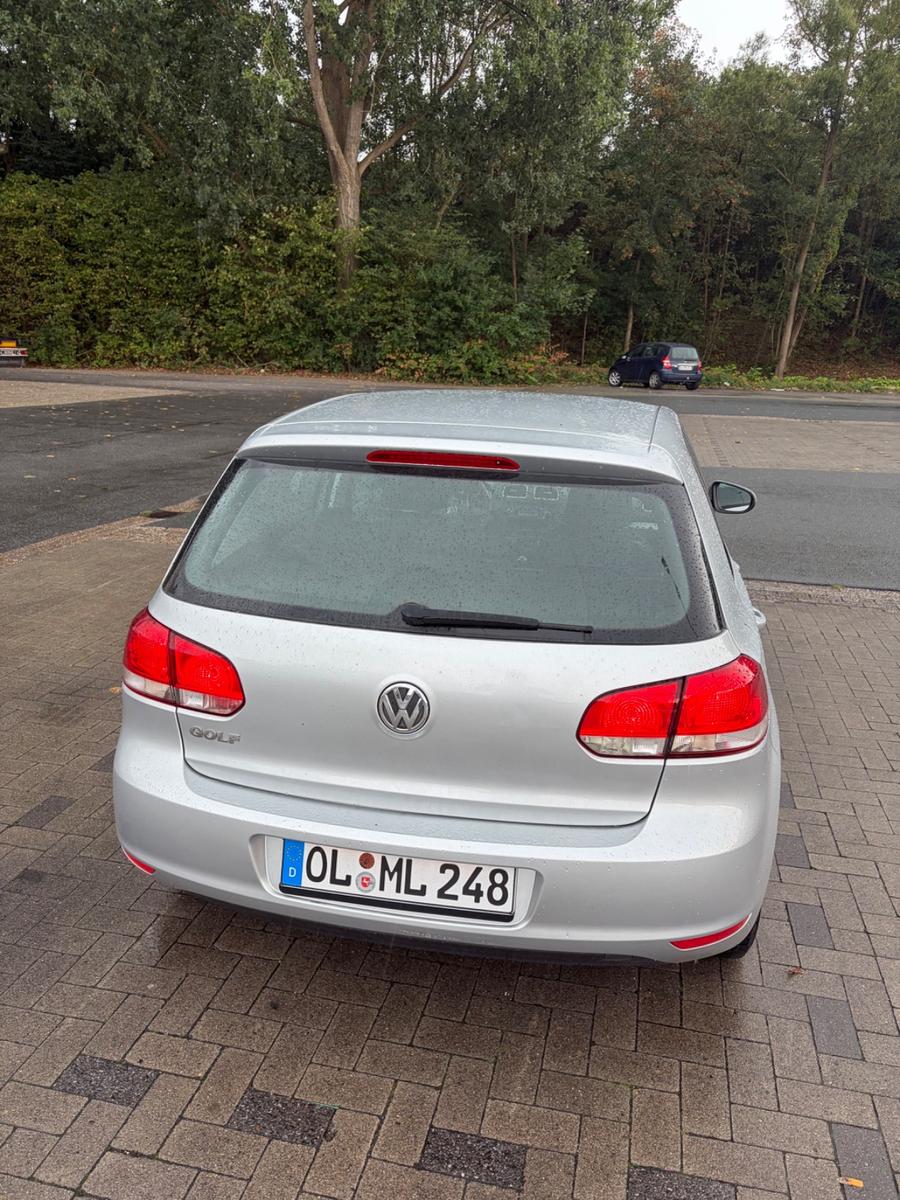 Volkswagen Golf 2009 — engine 1.390 cm³, 80 HP (59kW)