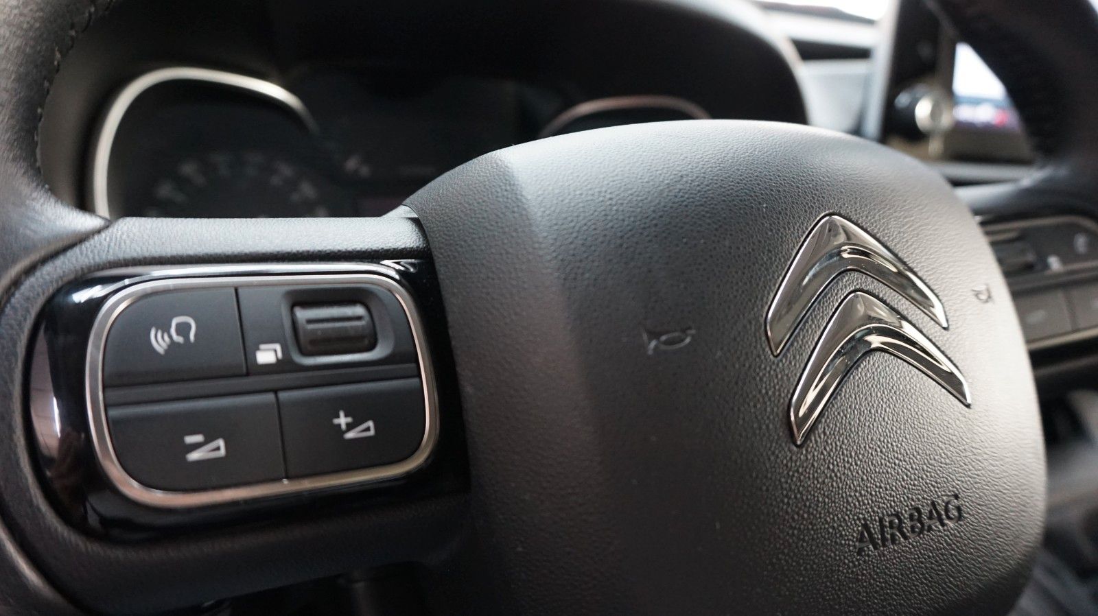 Fahrzeugabbildung Citroën Berlingo Feel M *1.Hand*Carplay*Navi*Kamera*
