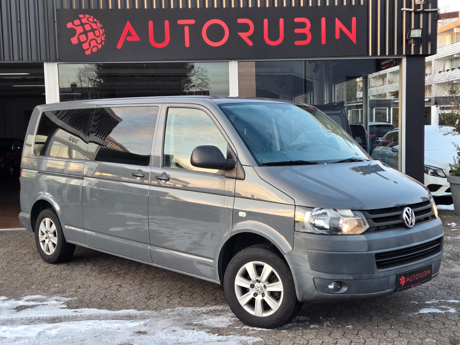 Volkswagen T5 Kombi LANG 9-SITZER/PDC/CARAVELLE