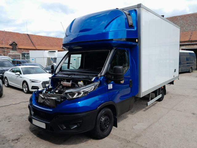 Iveco 35s18