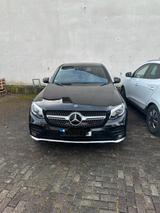 Mercedes-Benz GLC 300 4MATIC Autom. - - Mercedes-Benz GLC 300 Gebrauchtwagen in Stuttgart