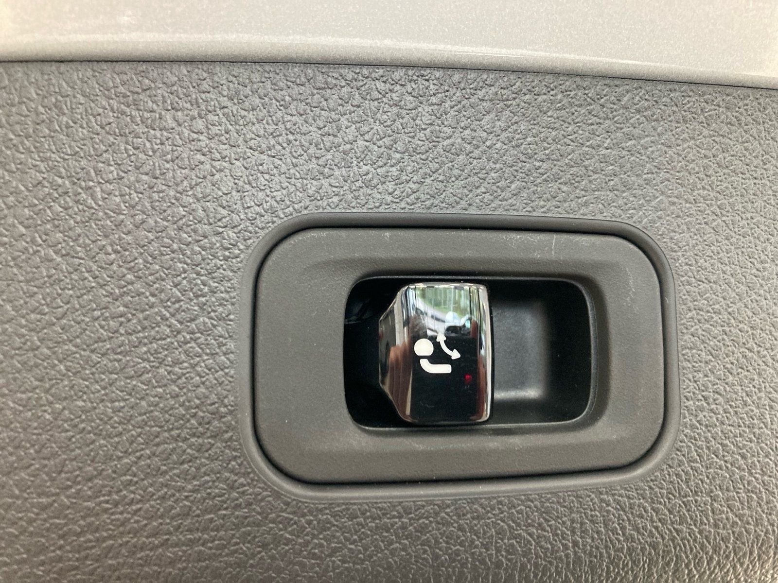 Fahrzeugabbildung Mercedes-Benz GLC 220 d 4M Avantgarde*AHK*Kamera*Totwink*Memo*